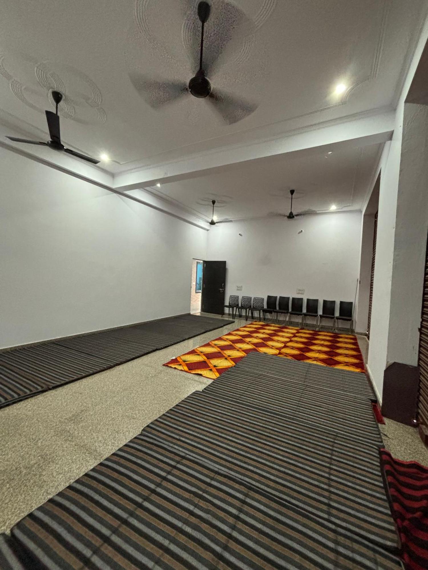 Hotel Raghunath Palace Khatu Exterior photo